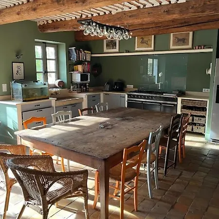 Spacieux Mas Provencale